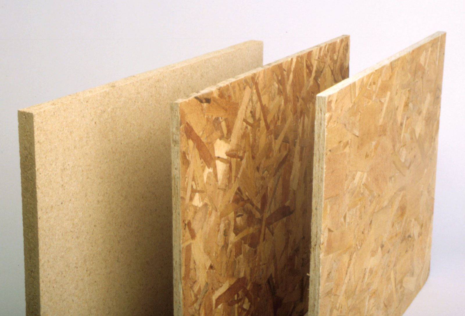 Fiberboard vs Particle Board – What’s the Difference?