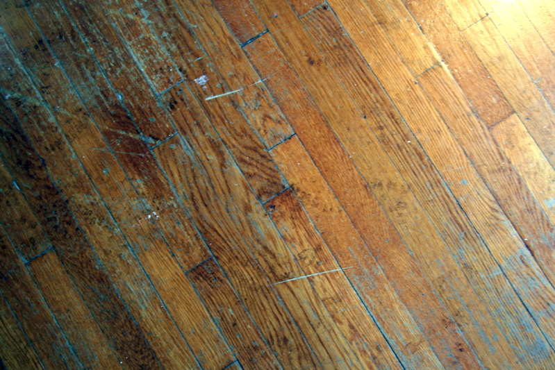 How to Remove Linoleum Glue From Wood Floors? – 2 Steps