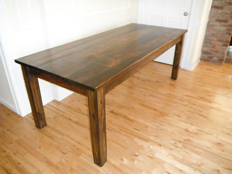 How to Clean Wood Table