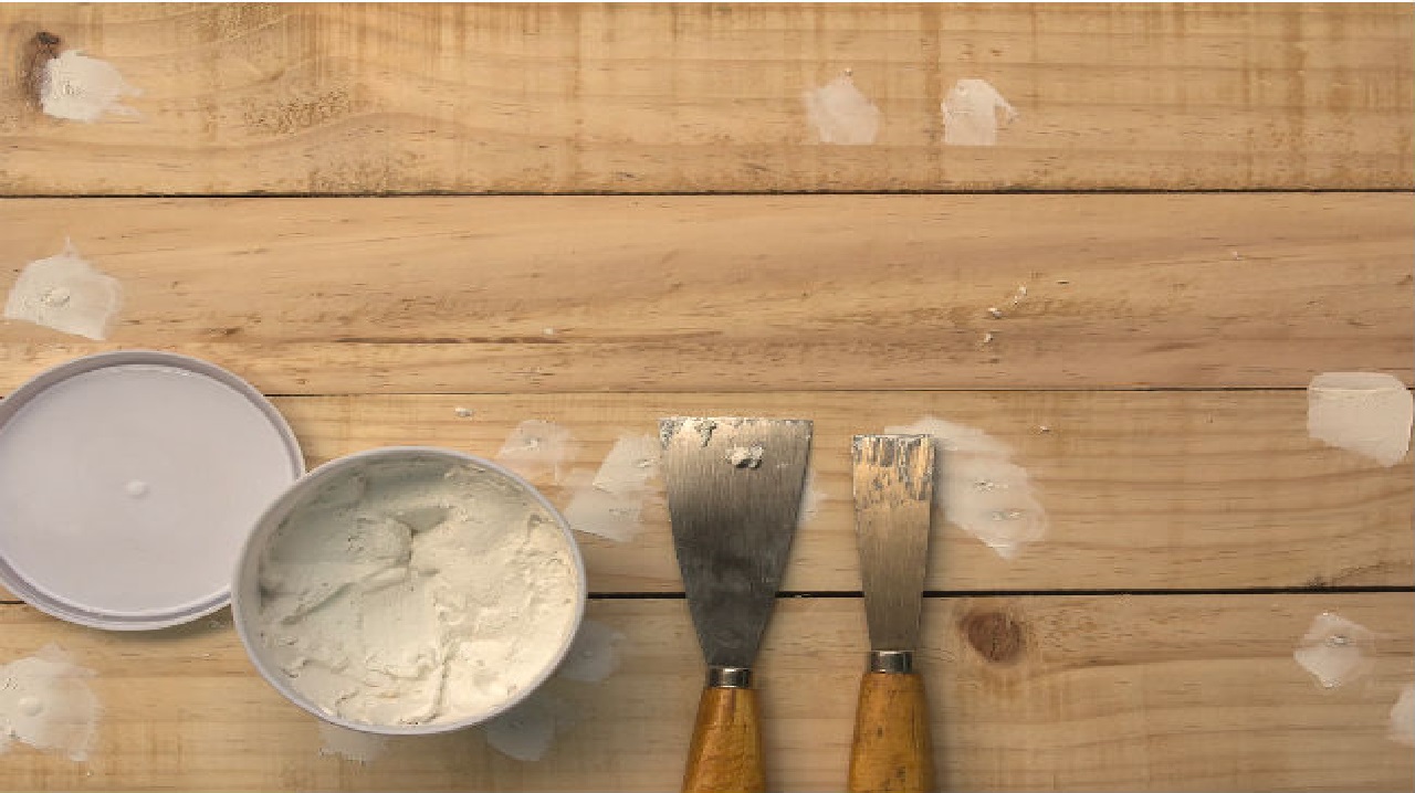 how to use wood putty