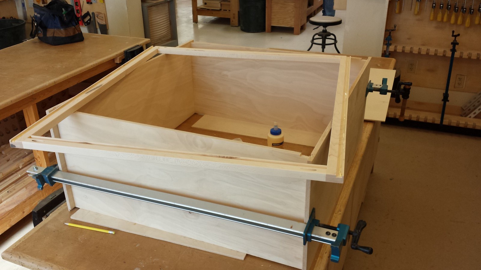 how to build a cabinet box