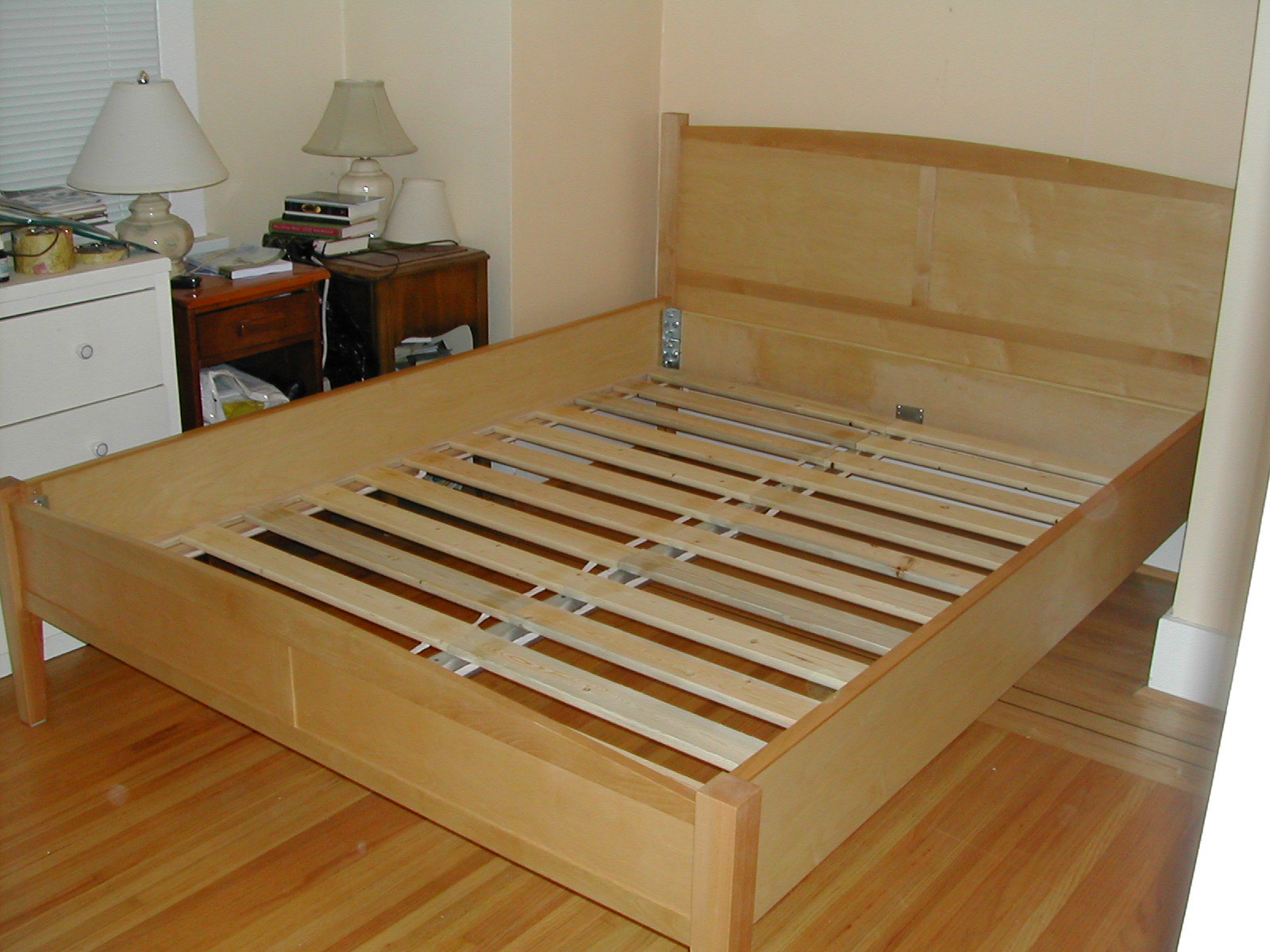 How to Take Apart a Bed: Simple Steps for Disassembly